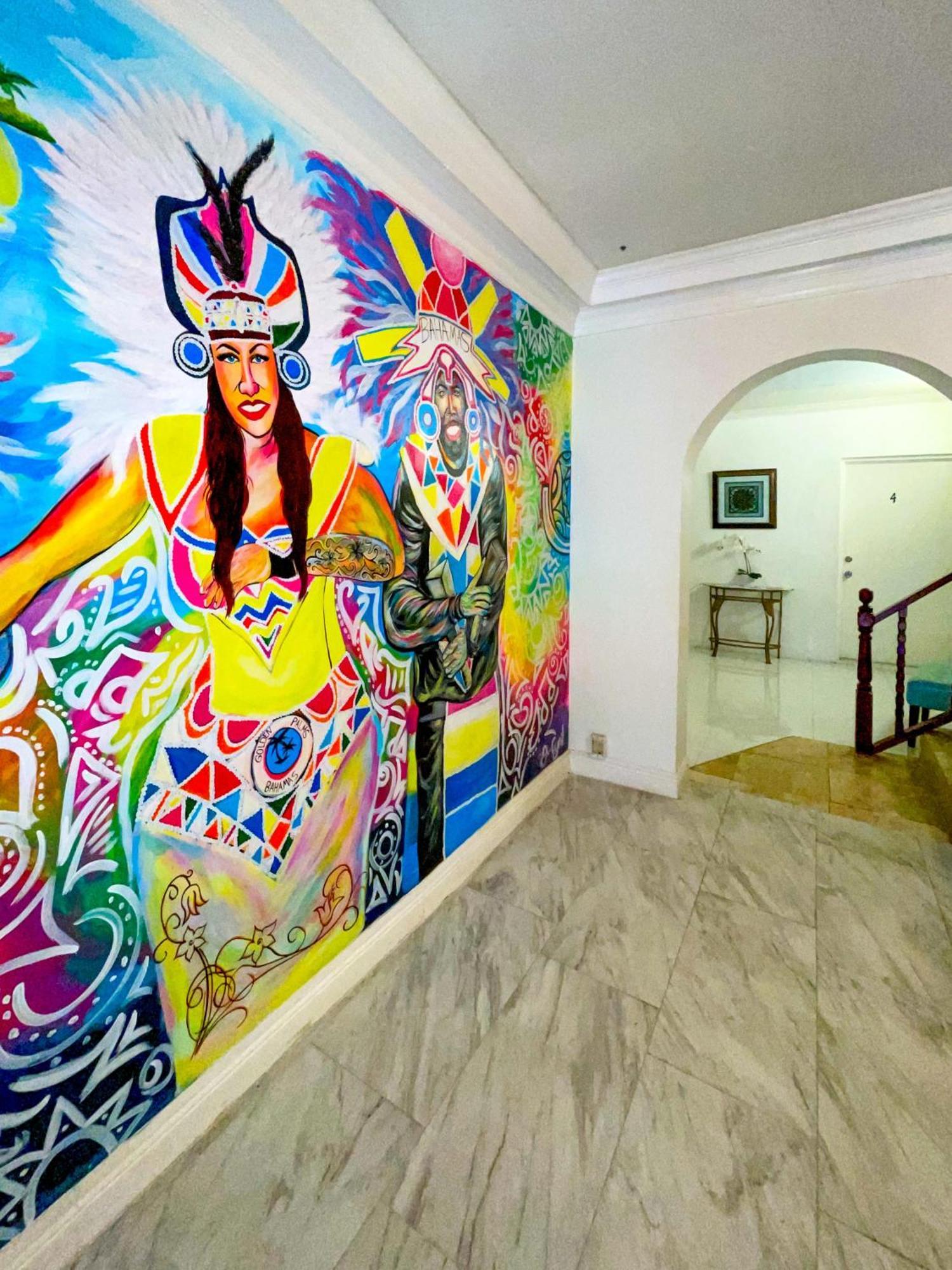 Golden Palms House Bed & Breakfast Nassau Dış mekan fotoğraf
